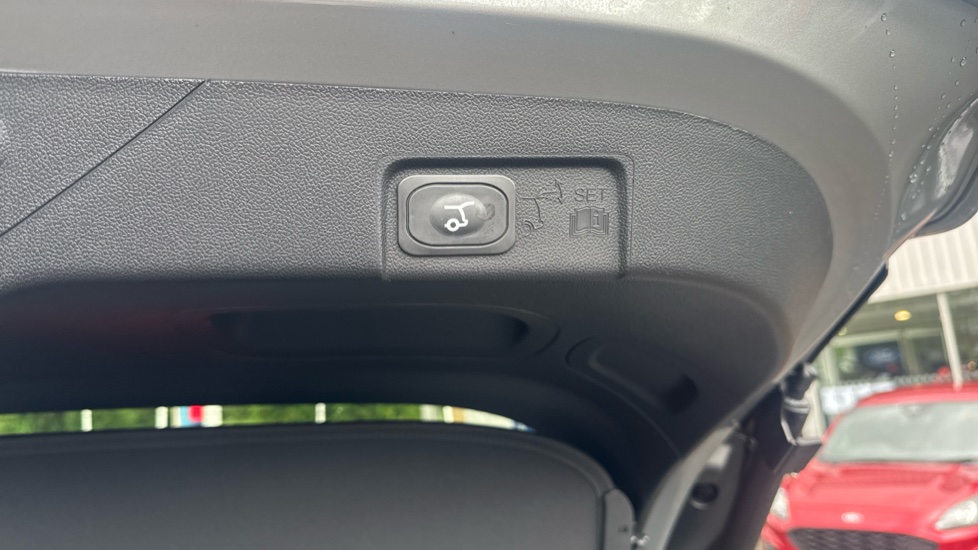 Ford Puma 123kW Premium 43kWh 5dr Auto [Adv Driver Assist] Electric Hatchback - Image 33
