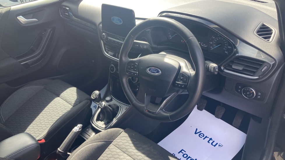 Ford Puma 1.0 EcoBoost Hybrid mHEV Titanium 5dr Petrol Hatchback - Image 11