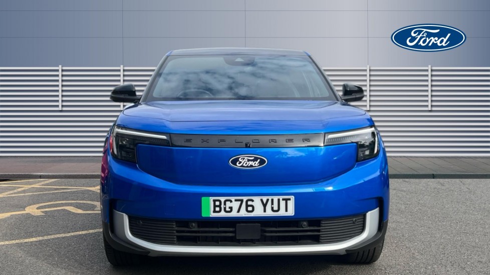 Ford Explorer 210kW Premium 79kWh 5dr Auto [Driver Assist Pack] Electric Estate - Image 3