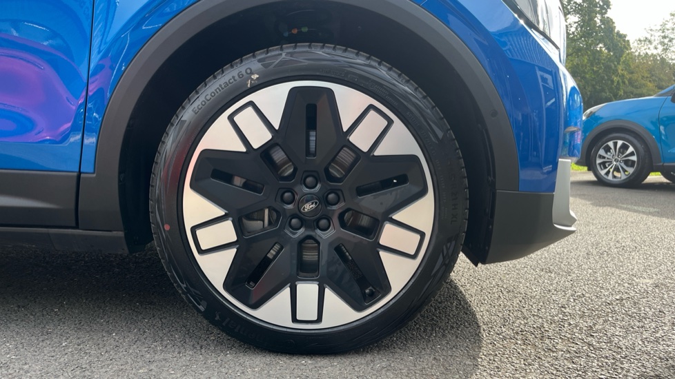 Ford Explorer 210kW Premium 79kWh 5dr Auto [Driver Assist Pack] Electric Estate - Image 7