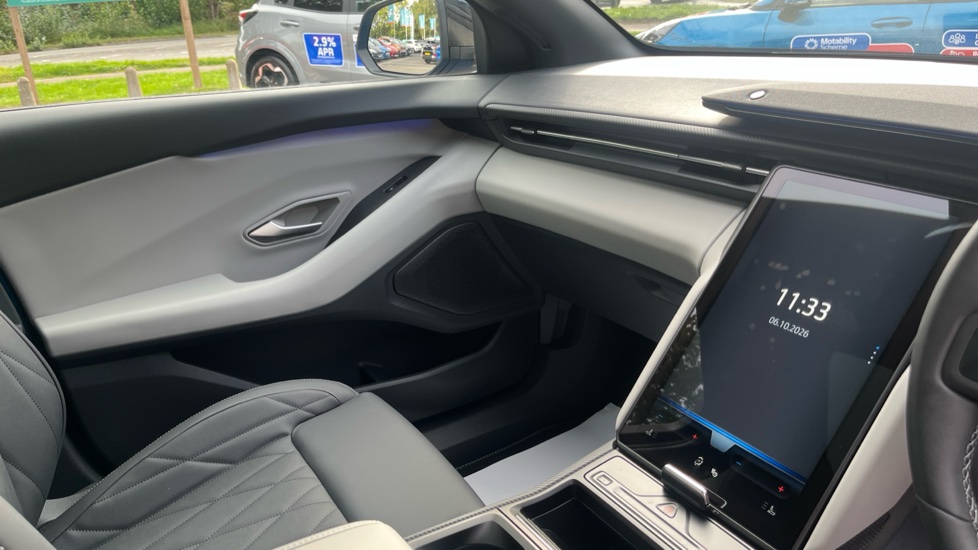 Ford Explorer 210kW Premium 79kWh 5dr Auto [Driver Assist Pack] Electric Estate - Image 14