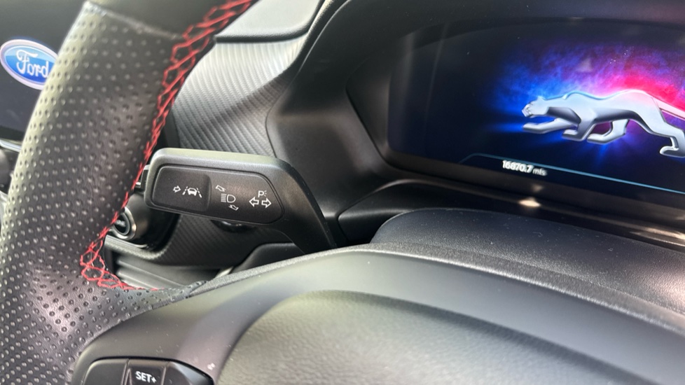 Ford Puma 1.0 EcoBoost Hybrid mHEV ST-Line X 5dr Petrol Hatchback - Image 33
