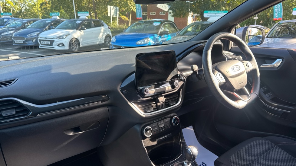 Ford Puma 1.0 EcoBoost Hybrid mHEV ST-Line 5dr Petrol Hatchback - Image 9
