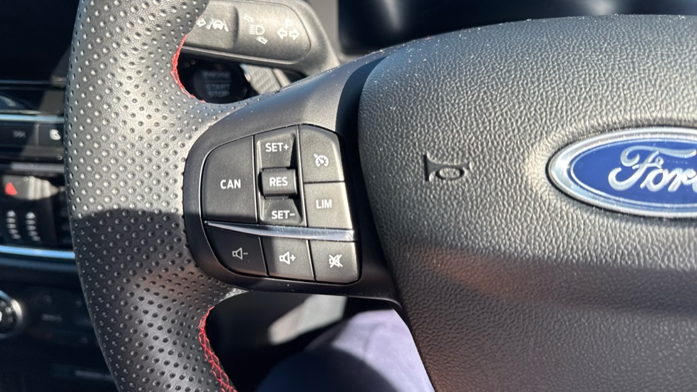 Ford Puma 1.0 EcoBoost Hybrid mHEV ST-Line 5dr Petrol Hatchback - Image 32