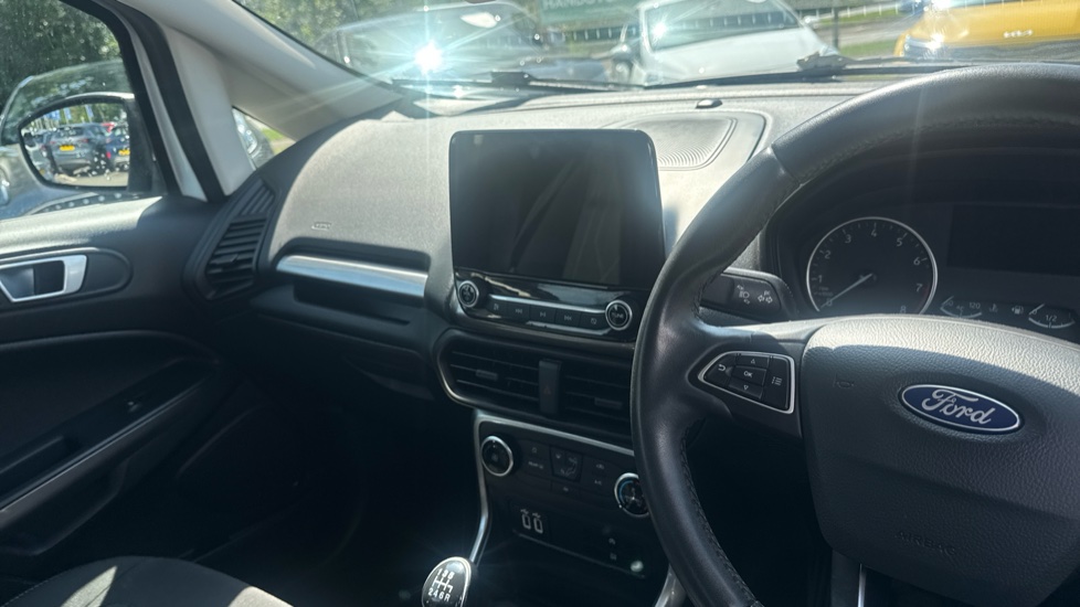 Ford EcoSport 1.0 EcoBoost Zetec 5dr Petrol Hatchback - Image 14