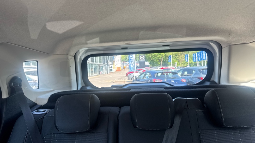 Ford EcoSport 1.0 EcoBoost Zetec 5dr Petrol Hatchback - Image 15