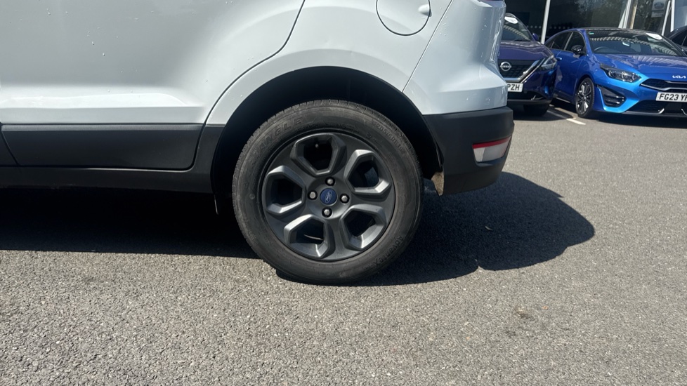 Ford EcoSport 1.0 EcoBoost Zetec 5dr Petrol Hatchback - Image 22