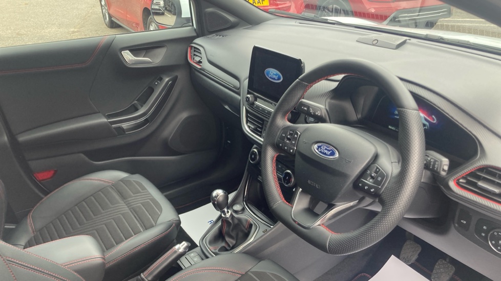 Ford Puma 1.0 EcoBoost Hybrid mHEV ST-Line X 5dr Petrol Hatchback - Image 11