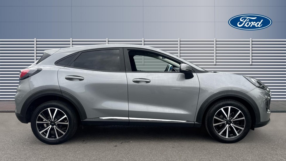 Ford Puma 1.0 EcoBoost Hybrid mHEV Titanium 5dr Petrol Hatchback - Image 5