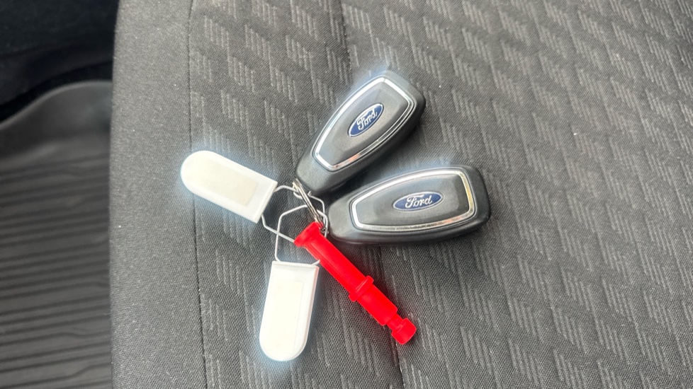 Ford Puma 1.0 EcoBoost Hybrid mHEV Titanium 5dr Petrol Hatchback - Image 20