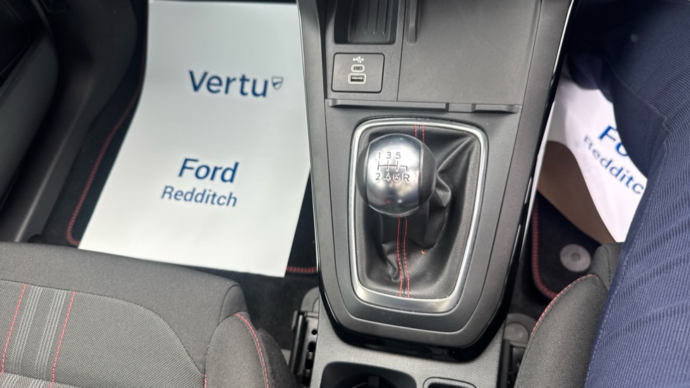 Ford Puma 1.0 EcoBoost Hybrid mHEV ST-Line 5dr Petrol Hatchback - Image 34