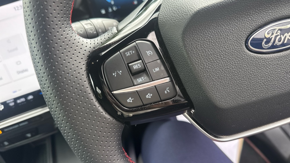 Ford Puma 1.0 EcoBoost Hybrid mHEV ST-Line 5dr Petrol Hatchback - Image 35