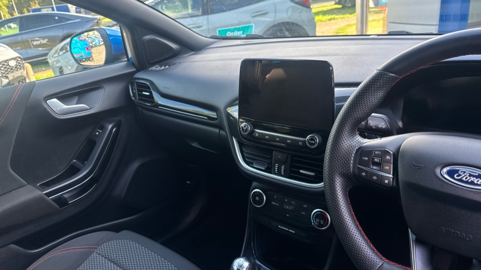 Ford Puma 1.0 EcoBoost Hybrid mHEV ST-Line 5dr Petrol Hatchback - Image 14