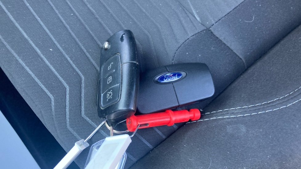 Ford Fiesta 1.25 82 Zetec 5dr Petrol Hatchback - Image 20