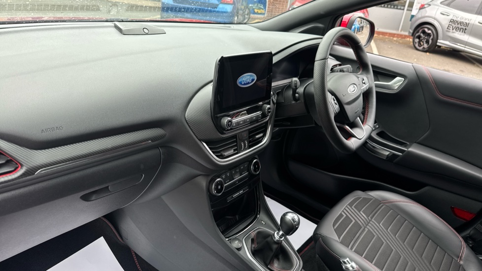 Ford Puma 1.0 EcoBoost Hybrid mHEV ST-Line X 5dr Petrol Hatchback - Image 9