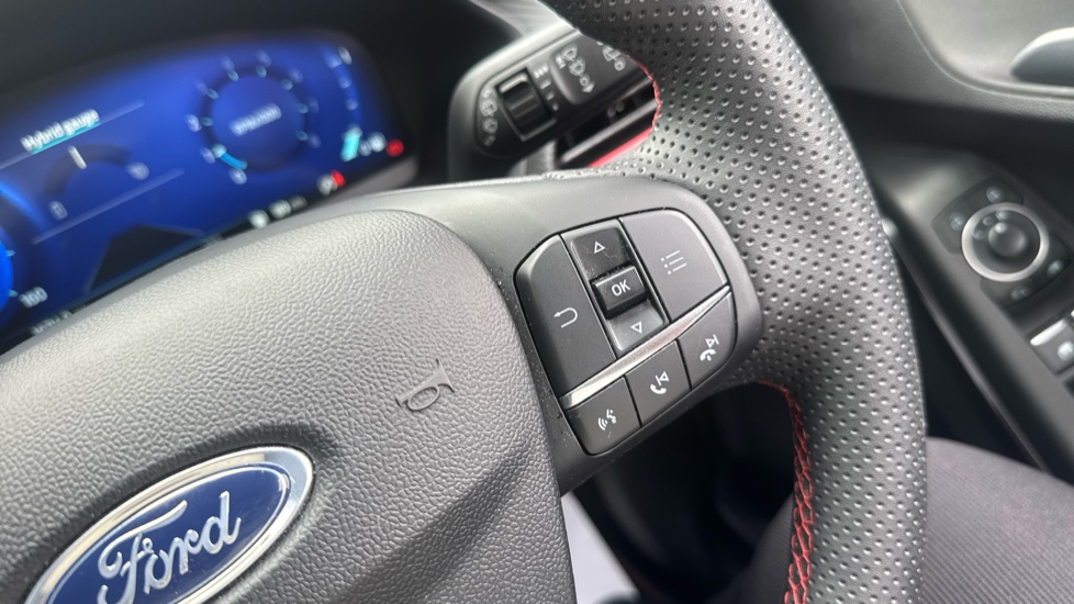 Ford Puma 1.0 EcoBoost Hybrid mHEV ST-Line X 5dr Petrol Hatchback - Image 27