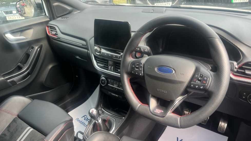 Ford Puma ST 1.5 EcoBoost ST 5dr Petrol Hatchback - Image 11