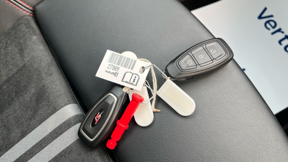 Ford Puma ST 1.5 EcoBoost ST 5dr Petrol Hatchback - Image 20