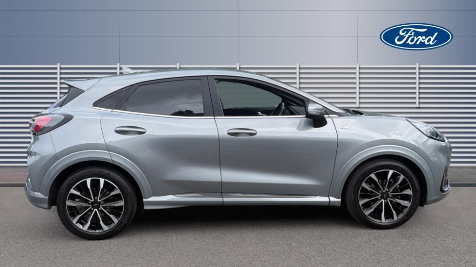 Ford Puma 1.0 EcoBoost Hybrid mHEV 155 ST-Line Vignale 5dr Petrol Hatchback - Image 5
