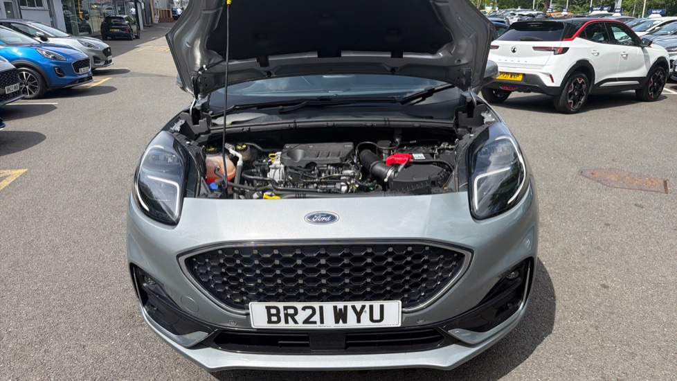 Ford Puma 1.0 EcoBoost Hybrid mHEV 155 ST-Line Vignale 5dr Petrol Hatchback - Image 8