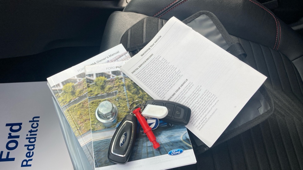 Ford Puma 1.0 EcoBoost Hybrid mHEV ST-Line X 5dr Petrol Hatchback - Image 19