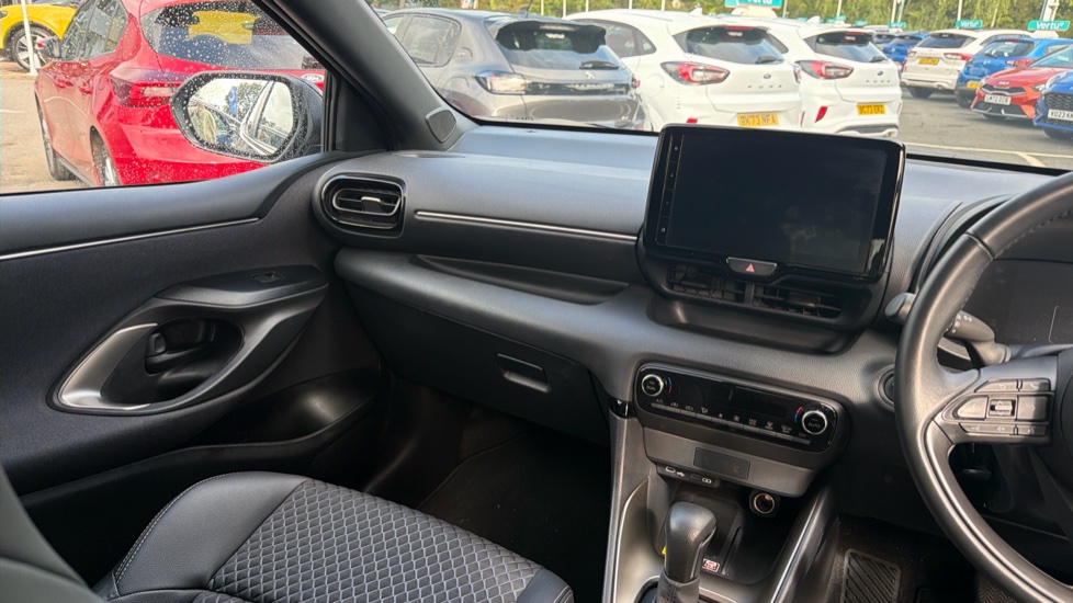 Mazda 2 Hybrid 1.5i Hybrid Homura 5dr CVT Hybrid Hatchback - Image 14