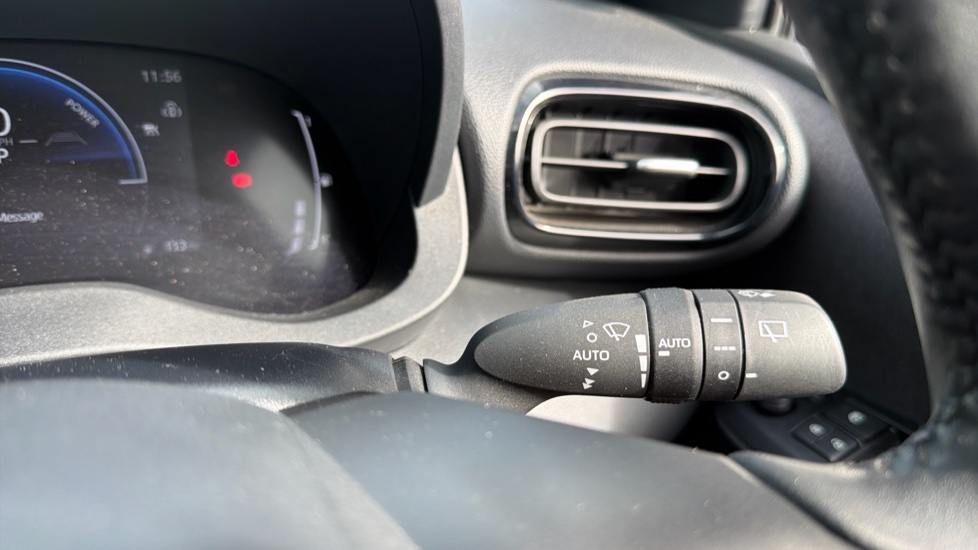 Mazda 2 Hybrid 1.5i Hybrid Homura 5dr CVT Hybrid Hatchback - Image 25