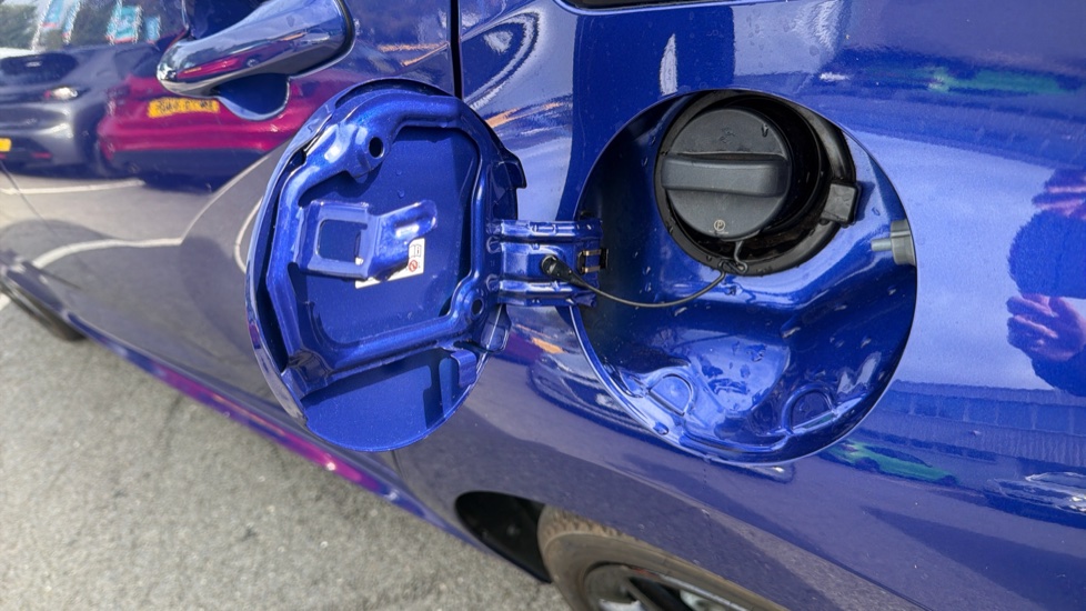Mazda 2 Hybrid 1.5i Hybrid Homura 5dr CVT Hybrid Hatchback - Image 42