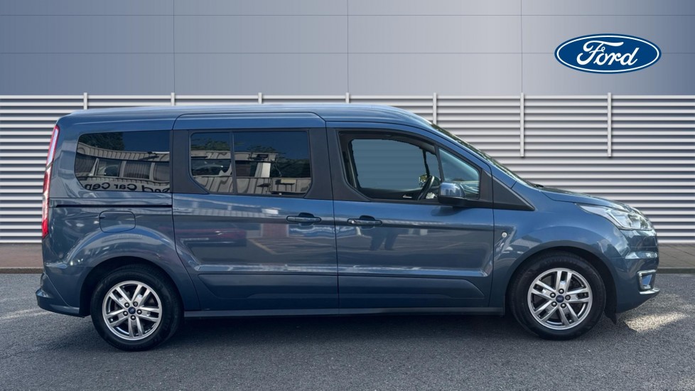 Ford Tourneo Connect 1.5 EcoBlue 120 Titanium 5dr Powershift Diesel Estate - Image 5