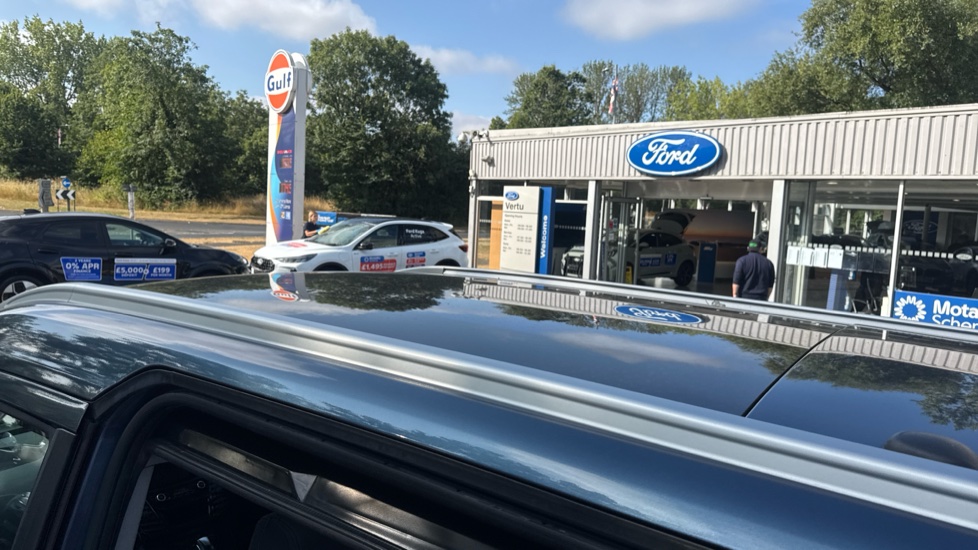 Ford Tourneo Connect 1.5 EcoBlue 120 Titanium 5dr Powershift Diesel Estate - Image 24