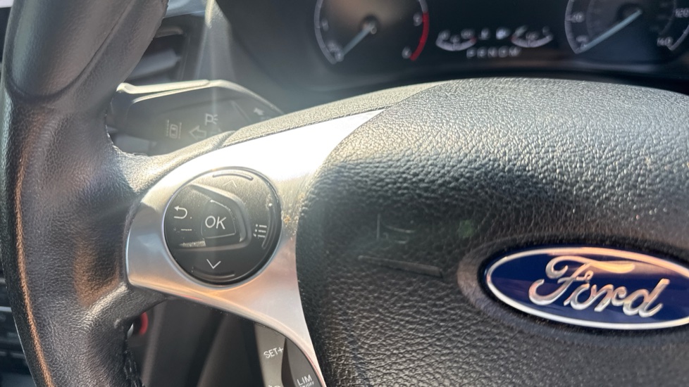Ford Tourneo Connect 1.5 EcoBlue 120 Titanium 5dr Powershift Diesel Estate - Image 32