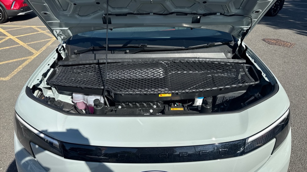 Ford Explorer 210kW Collection 79kWh 5dr Auto Electric Estate - Image 8