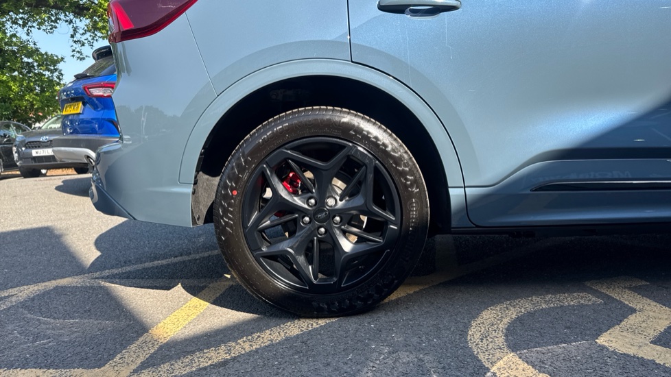 Ford Kuga 2.5 FHEV BlueCruise Edition 5dr CVT Hybrid Estate - Image 7