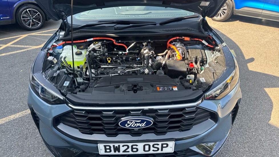 Ford Kuga 2.5 FHEV BlueCruise Edition 5dr CVT Hybrid Estate - Image 8