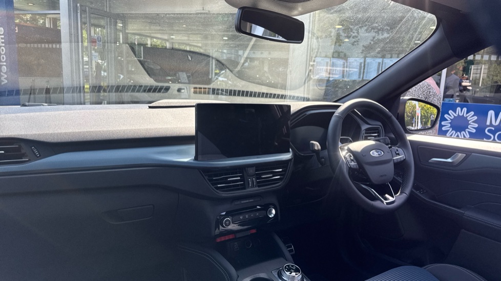 Ford Kuga 2.5 FHEV BlueCruise Edition 5dr CVT Hybrid Estate - Image 9