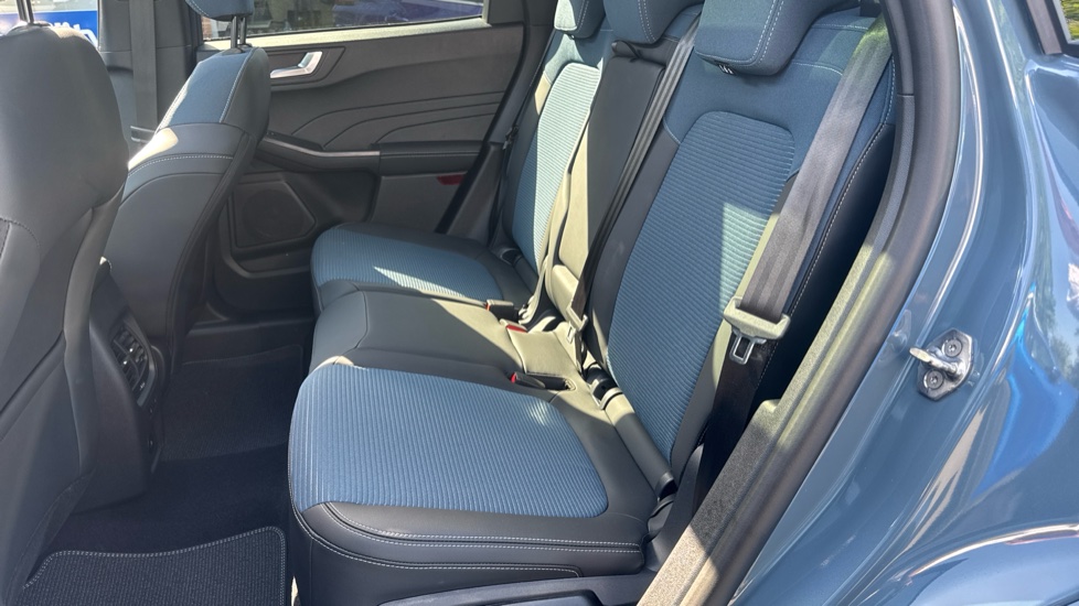 Ford Kuga 2.5 FHEV BlueCruise Edition 5dr CVT Hybrid Estate - Image 16