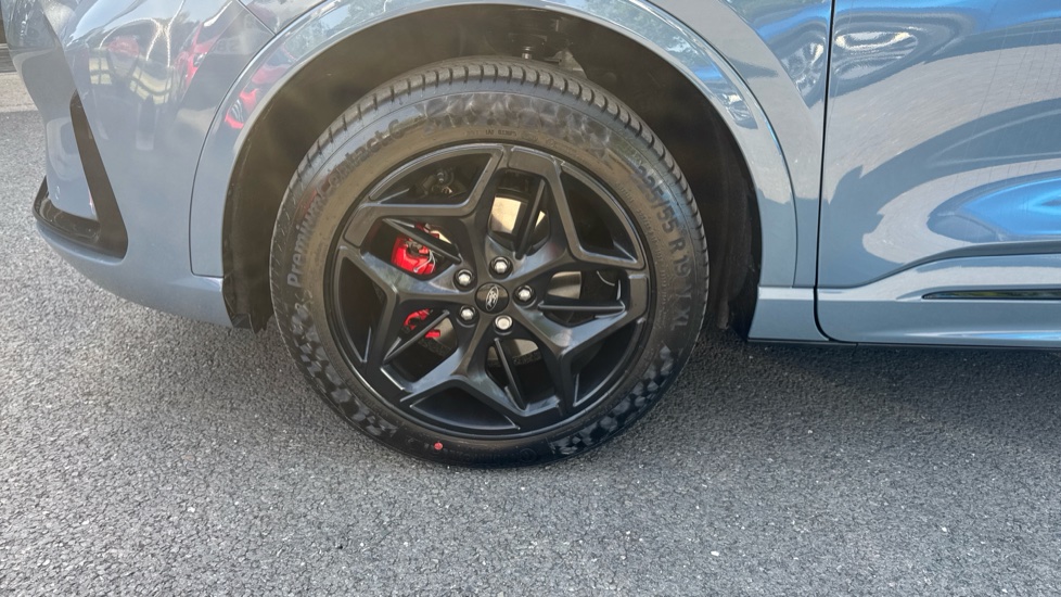 Ford Kuga 2.5 FHEV BlueCruise Edition 5dr CVT Hybrid Estate - Image 25
