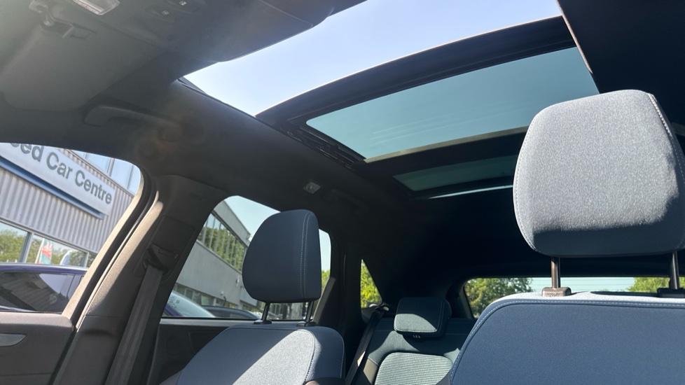 Ford Kuga 2.5 FHEV BlueCruise Edition 5dr CVT Hybrid Estate - Image 41