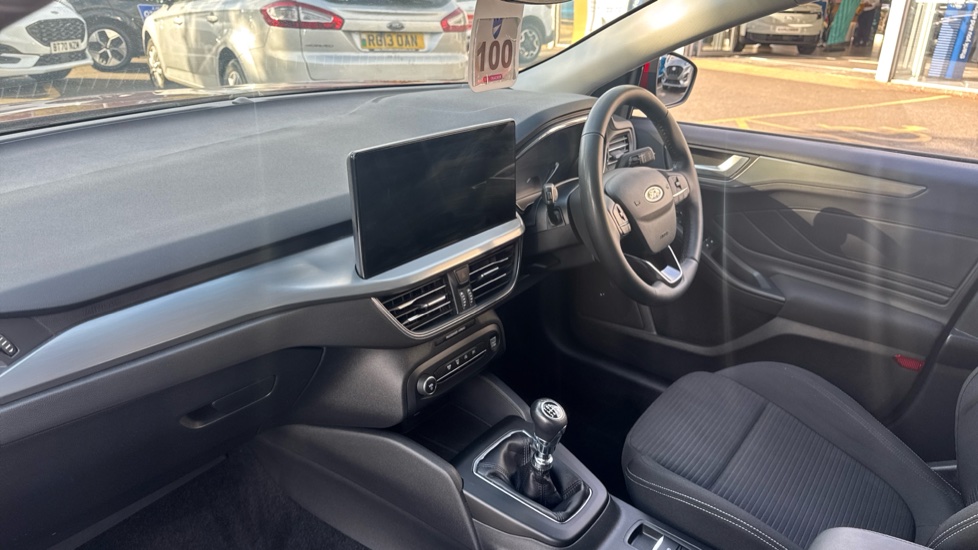 Ford Focus 1.0 EcoBoost Hybrid mHEV 155 Titanium 5dr Petrol Hatchback - Image 9