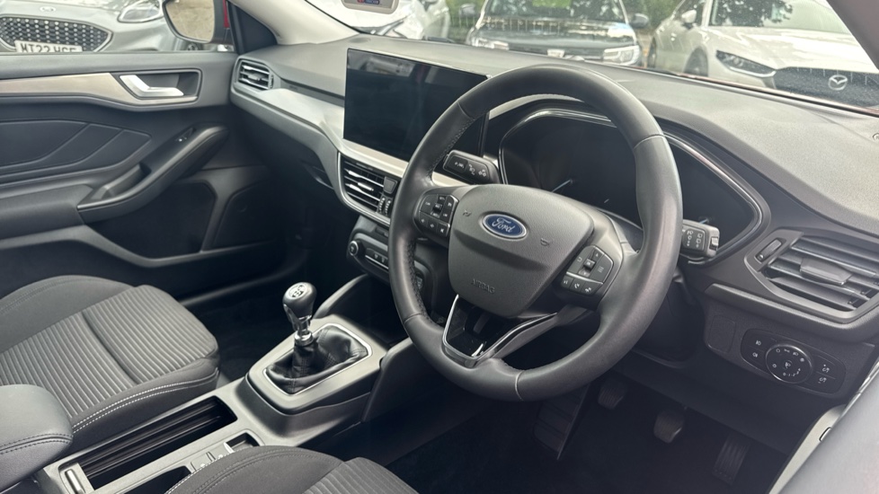Ford Focus 1.0 EcoBoost Hybrid mHEV 155 Titanium 5dr Petrol Hatchback - Image 11