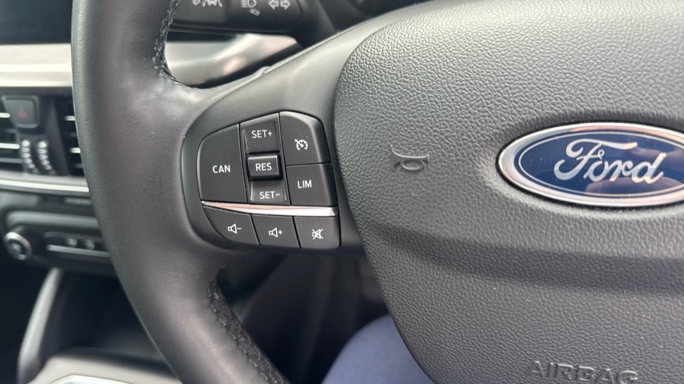 Ford Focus 1.0 EcoBoost Hybrid mHEV 155 Titanium 5dr Petrol Hatchback - Image 39