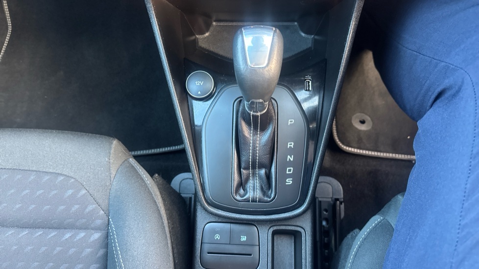 Ford Fiesta 1.0 EcoBoost Titanium 5dr Auto Petrol Hatchback - Image 34