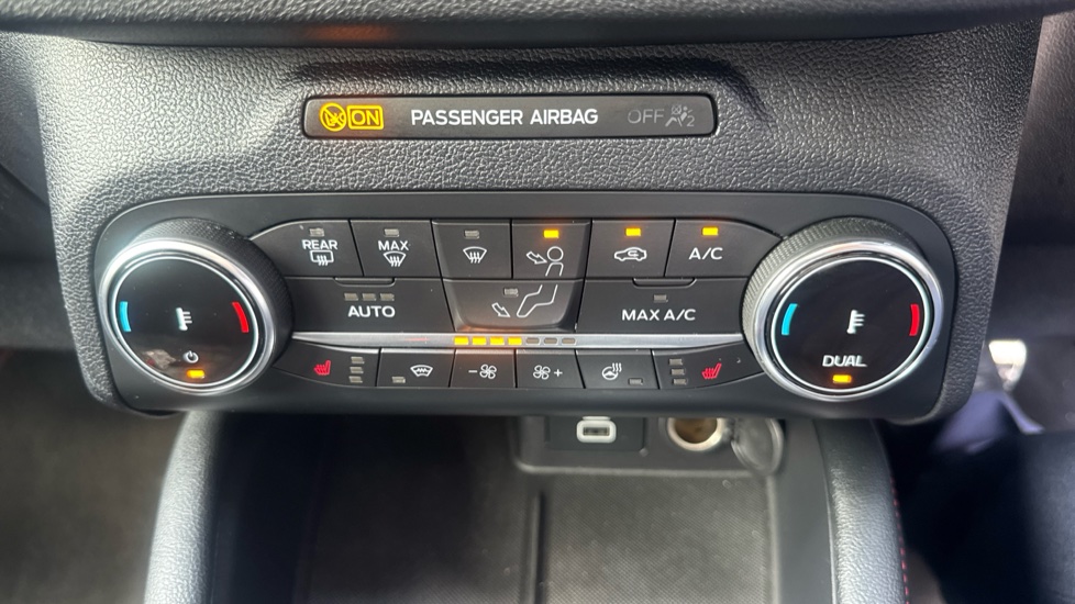 Ford Kuga 2.5 FHEV ST-Line X Edition 5dr CVT Hybrid Estate - Image 43