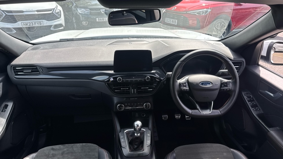 Ford Kuga 1.5 EcoBoost 150 ST-Line Edition 5dr Petrol Estate - Image 10