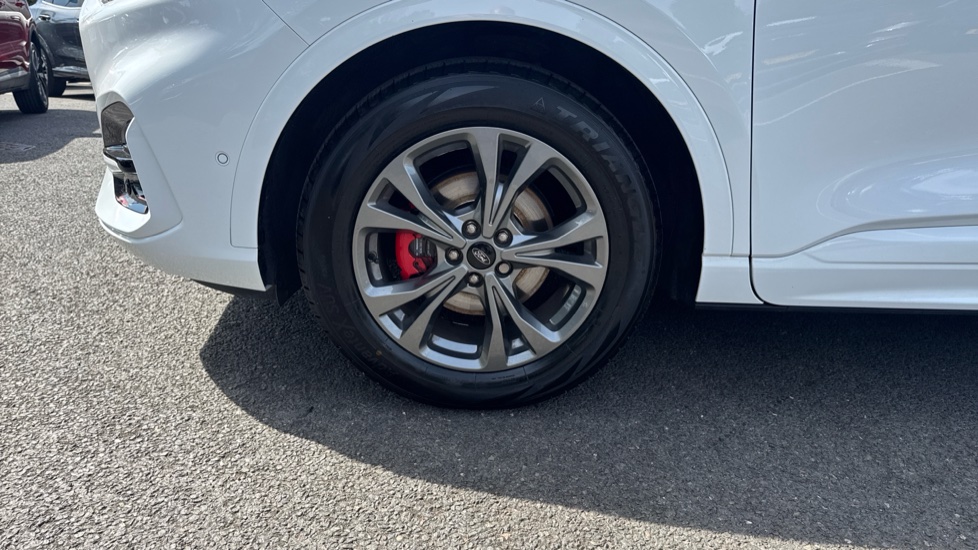 Ford Kuga 1.5 EcoBoost 150 ST-Line Edition 5dr Petrol Estate - Image 24