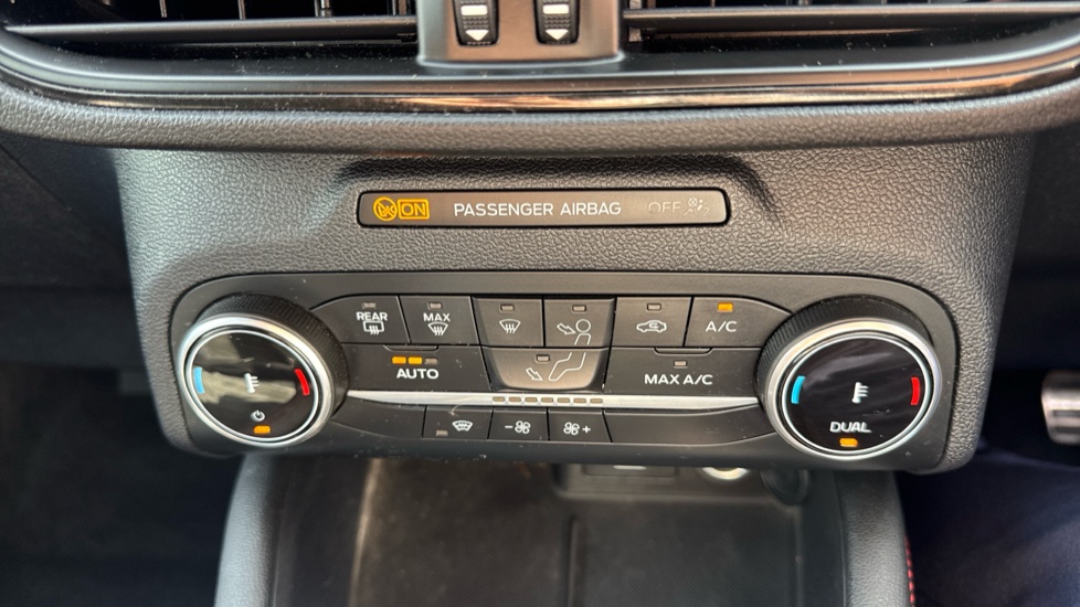 Ford Kuga 1.5 EcoBoost 150 ST-Line Edition 5dr Petrol Estate - Image 29