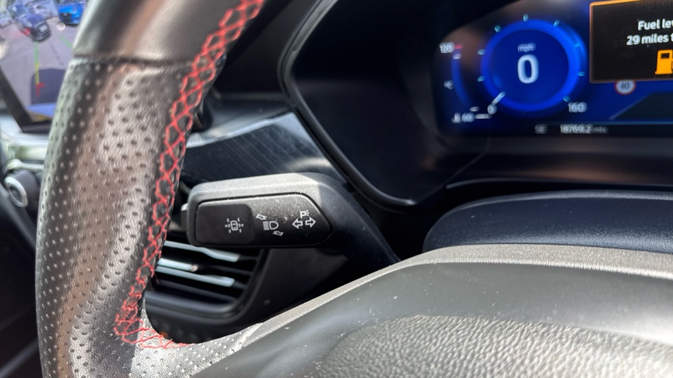 Ford Kuga 1.5 EcoBoost 150 ST-Line Edition 5dr Petrol Estate - Image 35