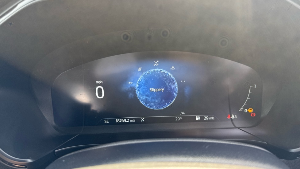 Ford Kuga 1.5 EcoBoost 150 ST-Line Edition 5dr Petrol Estate - Image 40