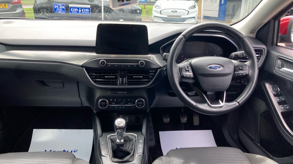 Ford Focus 1.0 EcoBoost 125 Titanium 5dr Petrol Hatchback - Image 10