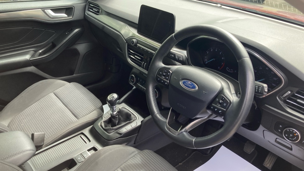 Ford Focus 1.0 EcoBoost 125 Titanium 5dr Petrol Hatchback - Image 11